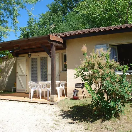 Prázdninový dům Village De Le Chatenet *