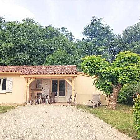 Village De Le Chatenet