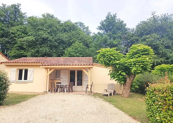 Village De Le Chatenet