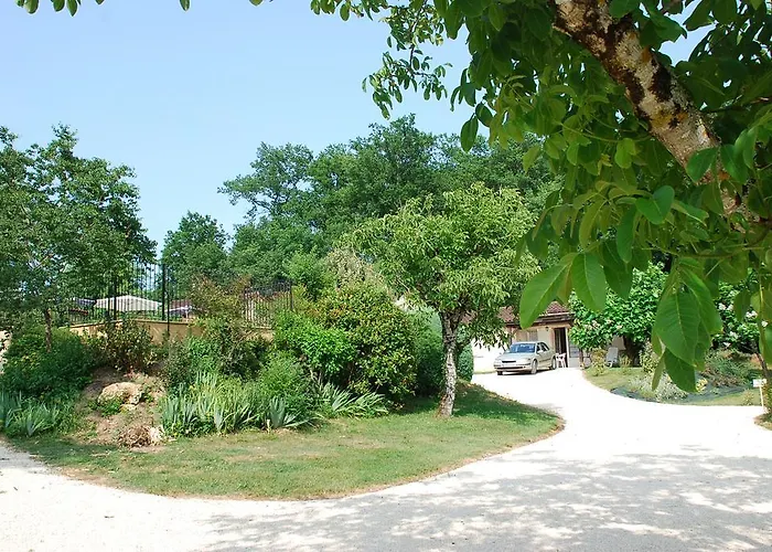 Semesterbostad Village De Le Chatenet *