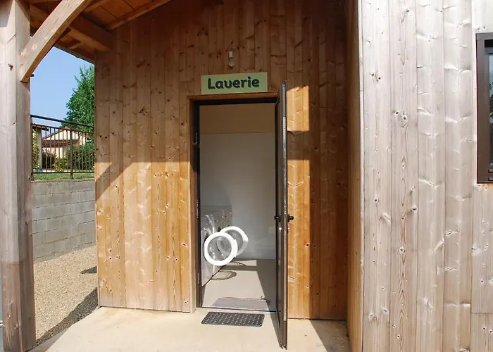 Village De Le Chatenet Thonac